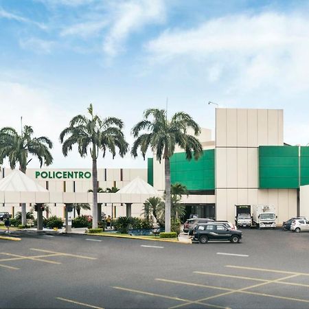 Mega Suite Junto Al San Marino Shopping جواياكيل المظهر الخارجي الصورة
